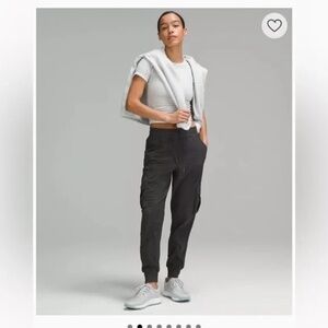 Dance Studio Relaxed-Fit Mid-Rise Cargo Jogger Black Size Small